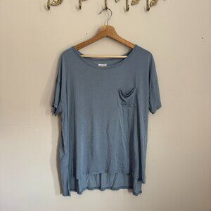 Silence + Noise Light Blue High-Low Pocket Tee - Size Medium